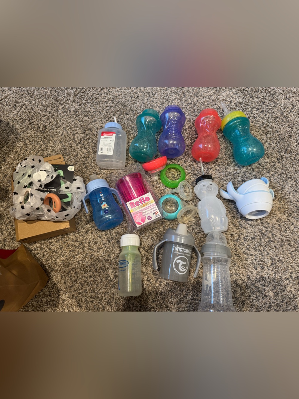 Baby bottles bundle